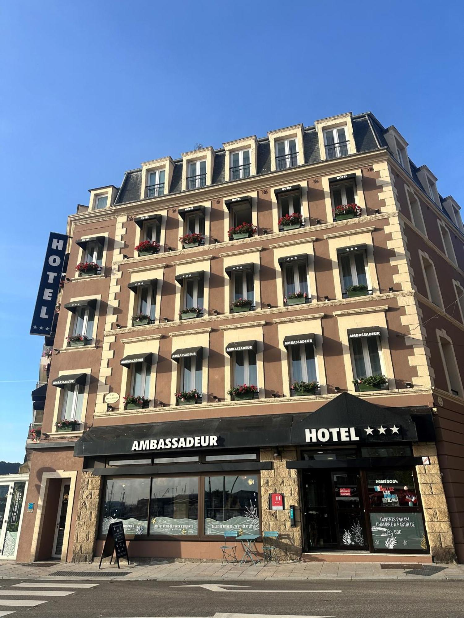 Ambassadeur Hotel - Cherbourg Port De Plaisance Εξωτερικό φωτογραφία