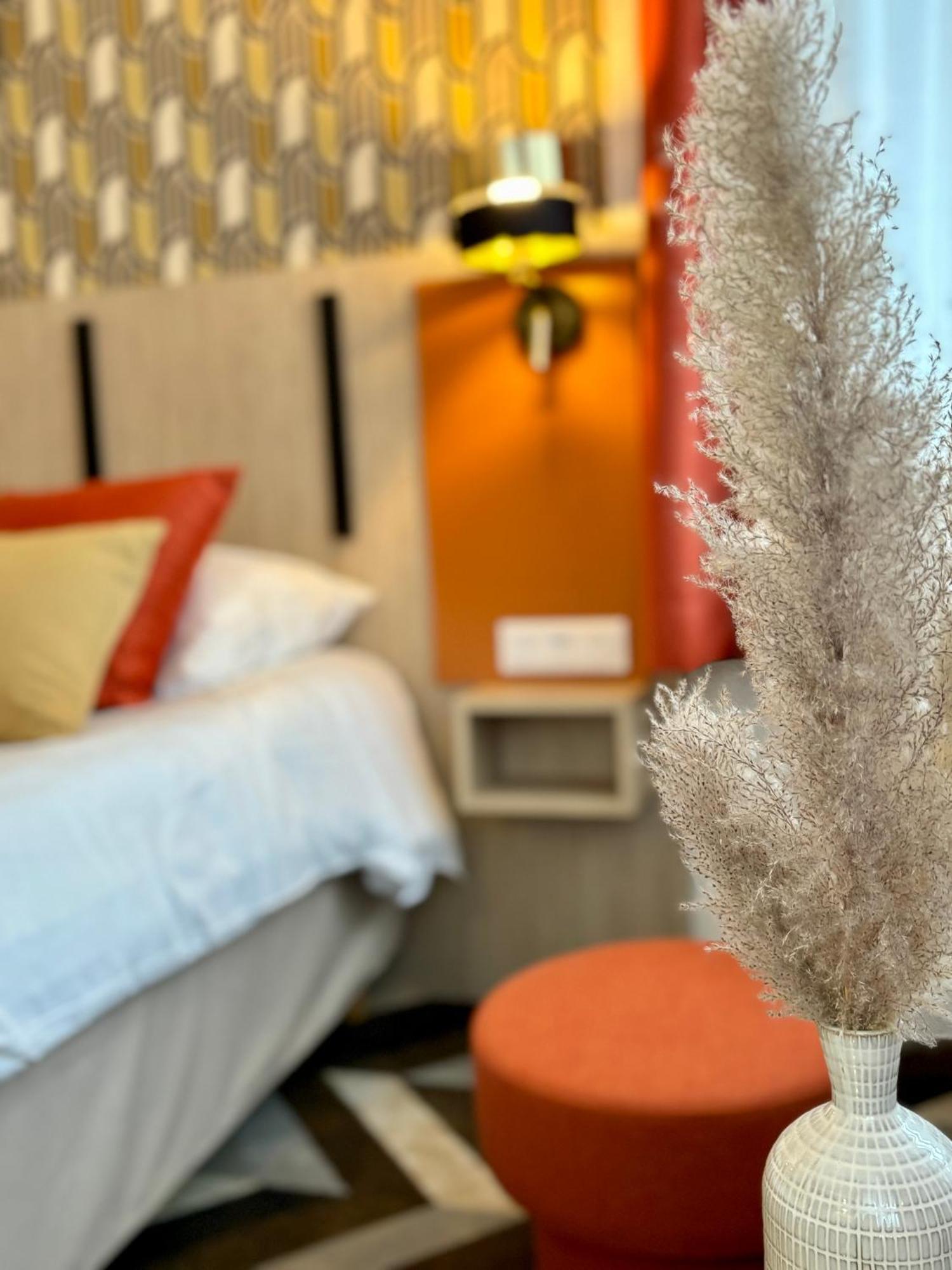 Ambassadeur Hotel - Cherbourg Port De Plaisance Εξωτερικό φωτογραφία