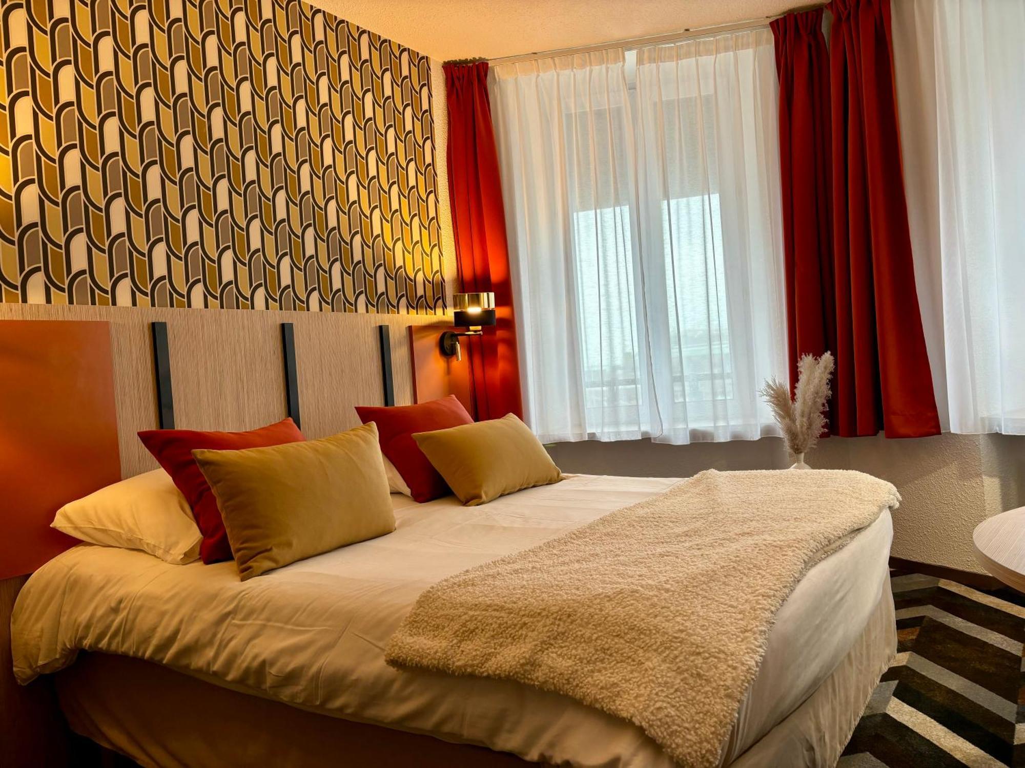 Ambassadeur Hotel - Cherbourg Port De Plaisance Εξωτερικό φωτογραφία